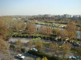 عکس فضای سبز میدان، مشتاق اصفهانی، اصفهان 4