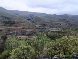 عکس قلعه تاریخی سر برج، انتهای آسفالت، مشهد 3
