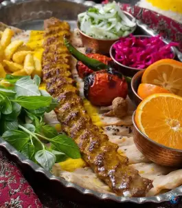 کبابی چشم بین، بلوار شهید بهشتی، شازند