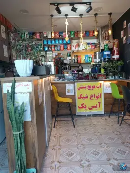 عکس کافه کراس، شهرک مدرس، شیراز 4