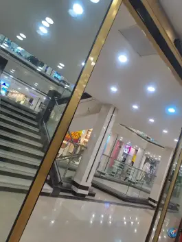 عکس مرکز تجاری گلشهر کرج 4