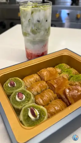 عکس میرزا باقلوا، محله تاچارا، شیراز 6