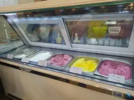 عکس بستنی و فالوده صُراحی، محله هجرت، شیراز 5