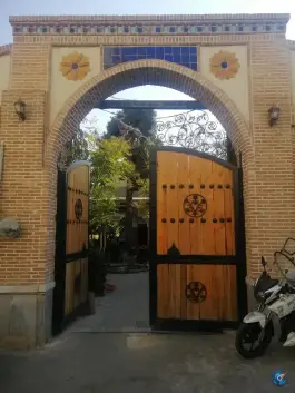 عکس رستوران سنتی باغ شازده، محله پامنار، تهران 4