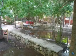 عکس سفره خانه سنتی کافه چناری، جاده جلایر، تفرش 10