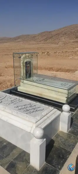 عکس آرامستان روستای قلعه چوبی، قلعه چوبی، شیراز 3