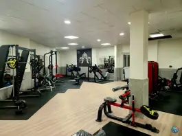 عکس باشگاه بدنسازی اورست، محله ارامنه شمالی، تهران 3