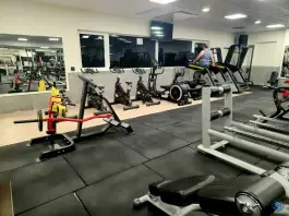 عکس باشگاه بدنسازی اورست، محله ارامنه شمالی، تهران 6