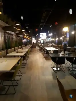 رستوران و کافی شاپ بین المللی گرند شف، بلوار شهید فاتحی، بندر انزلی