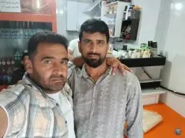 عکس کافی شاپ رهگذر، منوجان 4