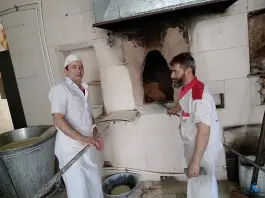 عکس نانوایی سنگک، بلوار دانش، قم 1