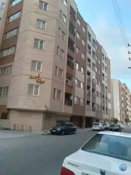 عمارت افرا، محله پانزده خرداد، قم