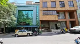 عکس مرکز جراحی محدود گاندی، کاووسیه، تهران 1