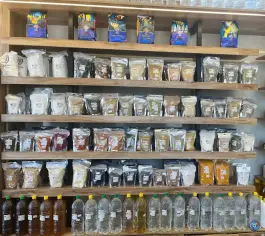 عکس گروه تولیدی آراز، گلدشت 3، شیراز 2