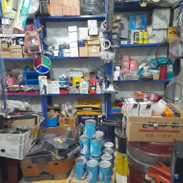 عکس لوازم یدکی کامیون سپاهان، آبشار، اصفهان 1