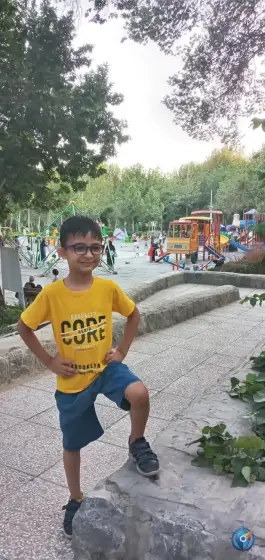 عکس زمین بازی کودکان، پل فلزی، اصفهان 2