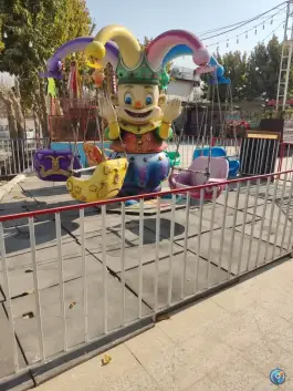 عکس شهر بازی سرزمین هیجان، باغ فردوس، اصفهان 1