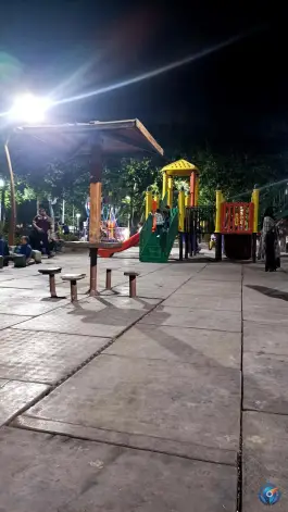 زمین بازی کودکان مشتاق اول اصفهان