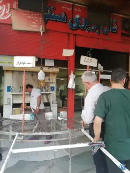 عکس های نان بربری منتظران قائم، محله دشت چنار، شیراز