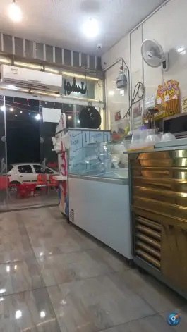 آبمیوه و بستنی قصر بهشت، محله هنرستان، قم