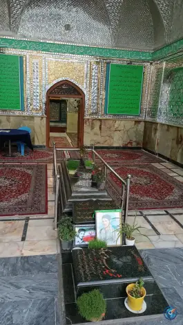 عکس حرم شهدای گمنام و مزار شهید بهروز صبوری، محله امام زاده حسن، تهران 3