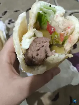 عکس فست فود تپلی برگر، محله گاز، مشهد 4