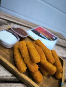 عکس سوخاری کیلویی چیکنو، میدان امامزاده، طبس 2