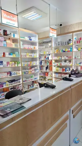 عکس داروخانه دکتر فرنوش ودادی، فدک، تهران 10