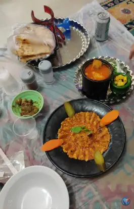 رستوران سفره خانه سنتی زعفران، لاله تهران