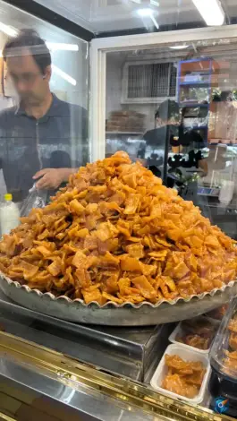 عکس دوغ و گوشفیل عدالت، محله بازار، اصفهان 5