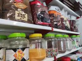 عکس لوازم قنادی گل سرخ، محله درب کوشک، اصفهان 1