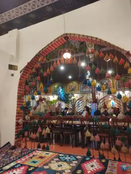 رستوران سنتی شاه عباسی، شریعتی، زنجان