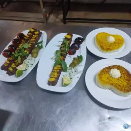عکس رستوران و نان داغ کباب داغ البرز، کوی سرجنگلداری، زنجان 3