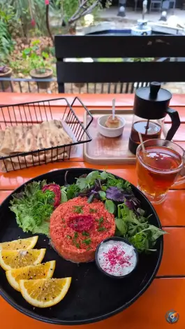 عکس کافه بیولند قصردشت شیراز 3