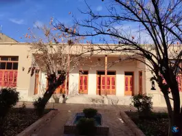 عکس عمارت حاجی بزرگ، بلوار زیتون، مبارکه 3