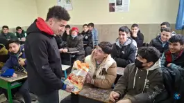 عکس دبیرستان اسدی لاری محله حسینی فردوس تهران 3