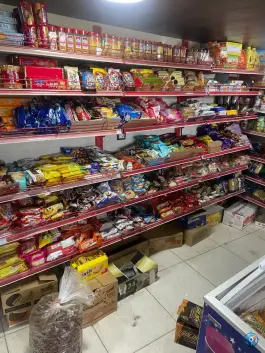 فروشگاه مواد غذایی صادقی - محله گویم شیراز