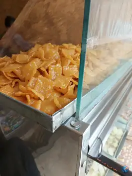 عکس دوغ و گوشفیل سعدی، محله درب کوشک، اصفهان 3