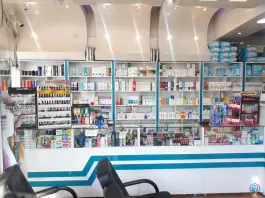 عکس داروخانه دکتر عبدالهی، محله نطنز، کاشان 3