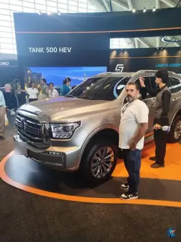 عکس پارکینگ نمایشگاه شهر آفتاب، آفتاب، تهران 1
