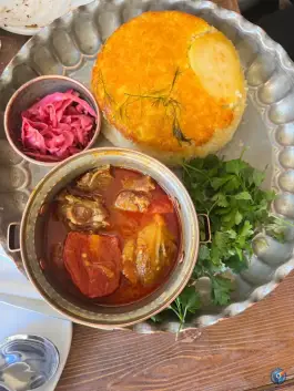 عکس عمارت گلبهاری شیراز 4