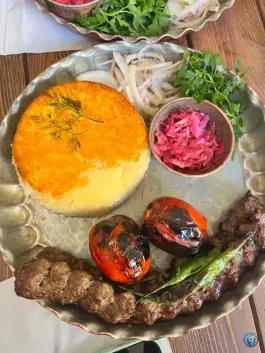عکس عمارت گلبهاری شیراز 7