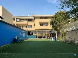 عکس دبیرستان متوسطه دوم و هنرستان خواجه نصیرالدین طوسی، سازمان برنامه جنوبی، تهران 1