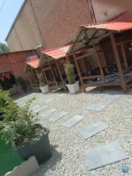 عکس سفره خانه سنتی برکه تهران 4