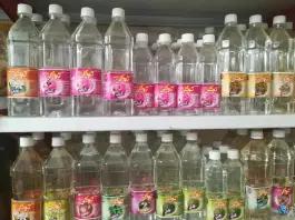 عکس عطاری و خشکبار کریمی، محله جلفا، اصفهان 1