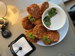 کافه رستوران پلتفرم ایران محله گوهرشاد مشهد
