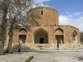 عکس عمارت خورشید، کلات نادری، کندر 5