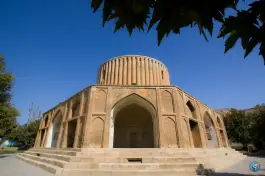 عکس عمارت خورشید، کلات نادری، کندر 9