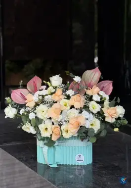 عکس گالری گل آریا، باغ دریاچه، اصفهان 10