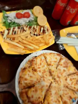 عکس پیتزا گشنیز - محله سناباد، مشهد 3